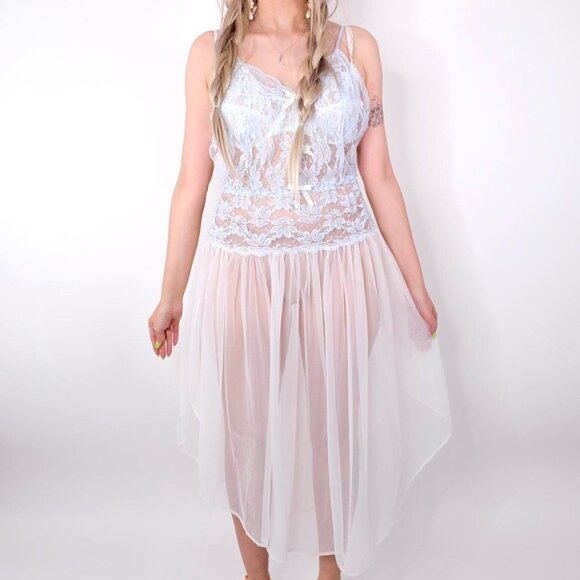 VINTAGE BLUE LACE BACKLESS SLIP DRESS - Picture 5 of 7